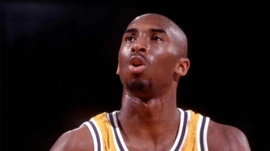 科比是NBA历史上最被低估防守者,入选最佳防守一阵次数最多球员