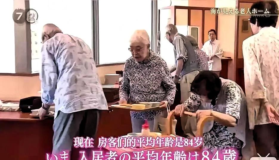 苏州一位92岁的老人，在养老院住了28年，走了离世后，儿子在整理遗物时，从老