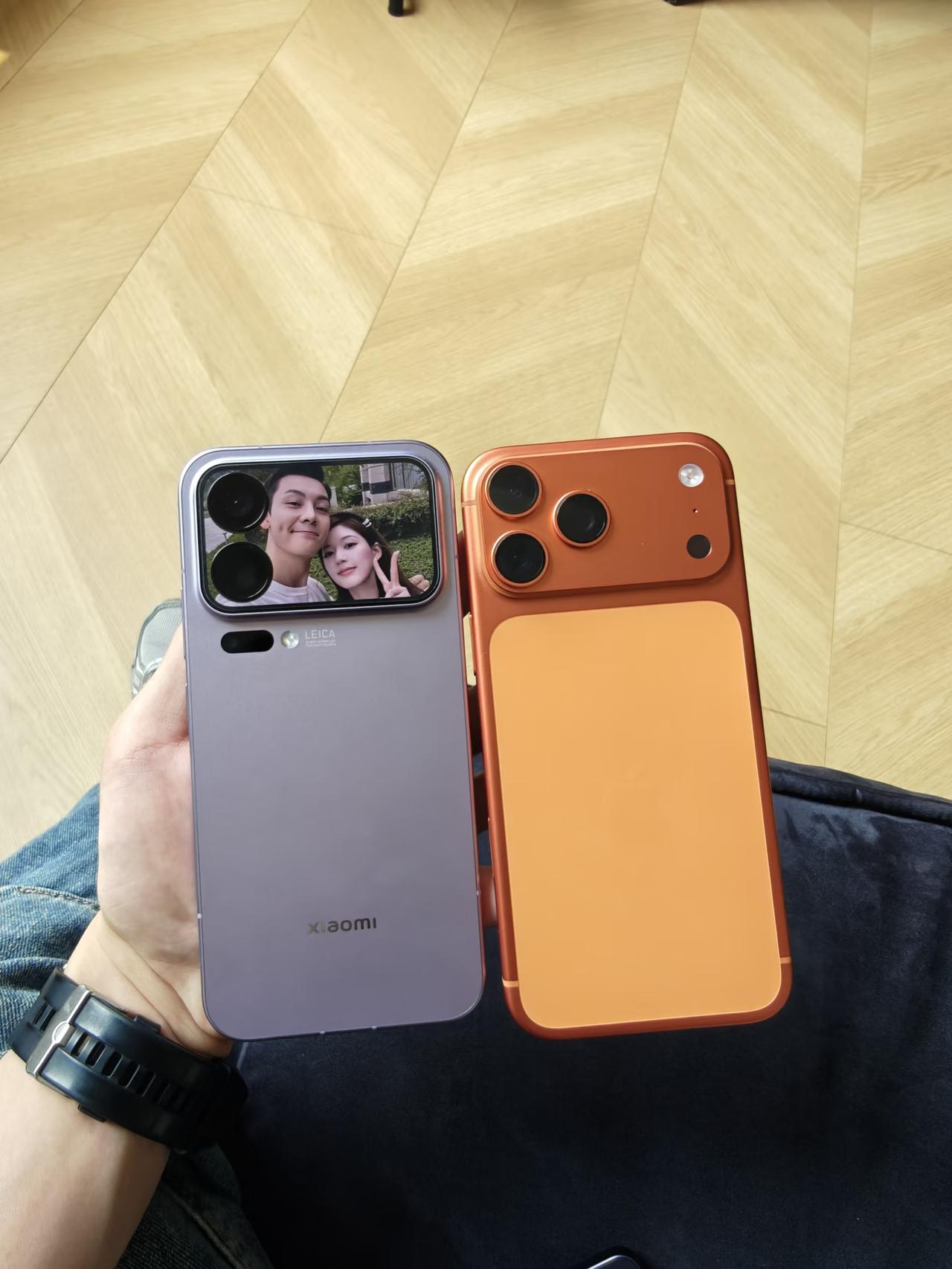 都是ProMax但差价四五千，你选苹果or小米？小米改名字、跟进ProMax很