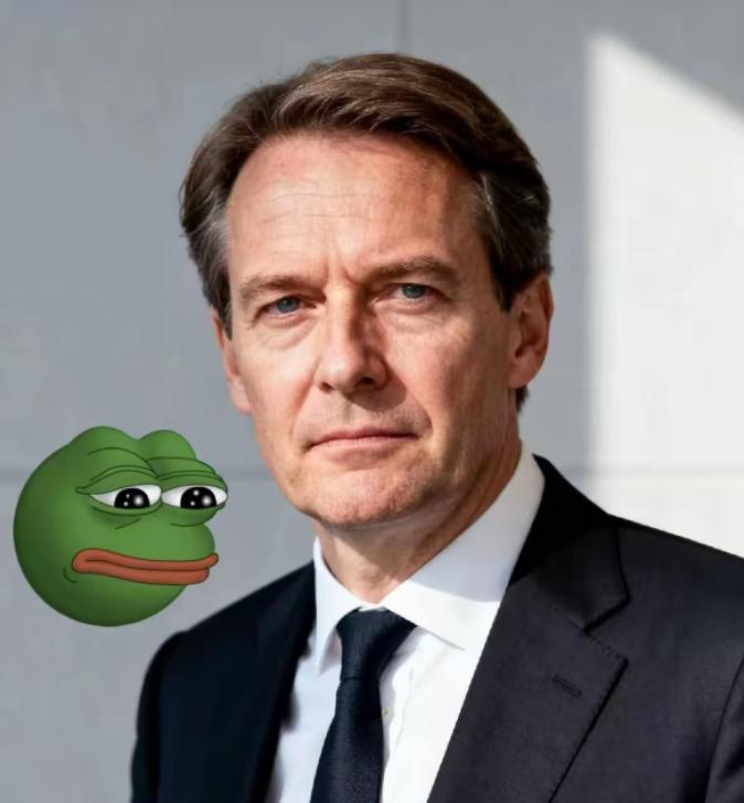 安世一旦破产,荷兰政府必须百倍千倍地进行赔偿! 说白了,中国要一直把安世制裁