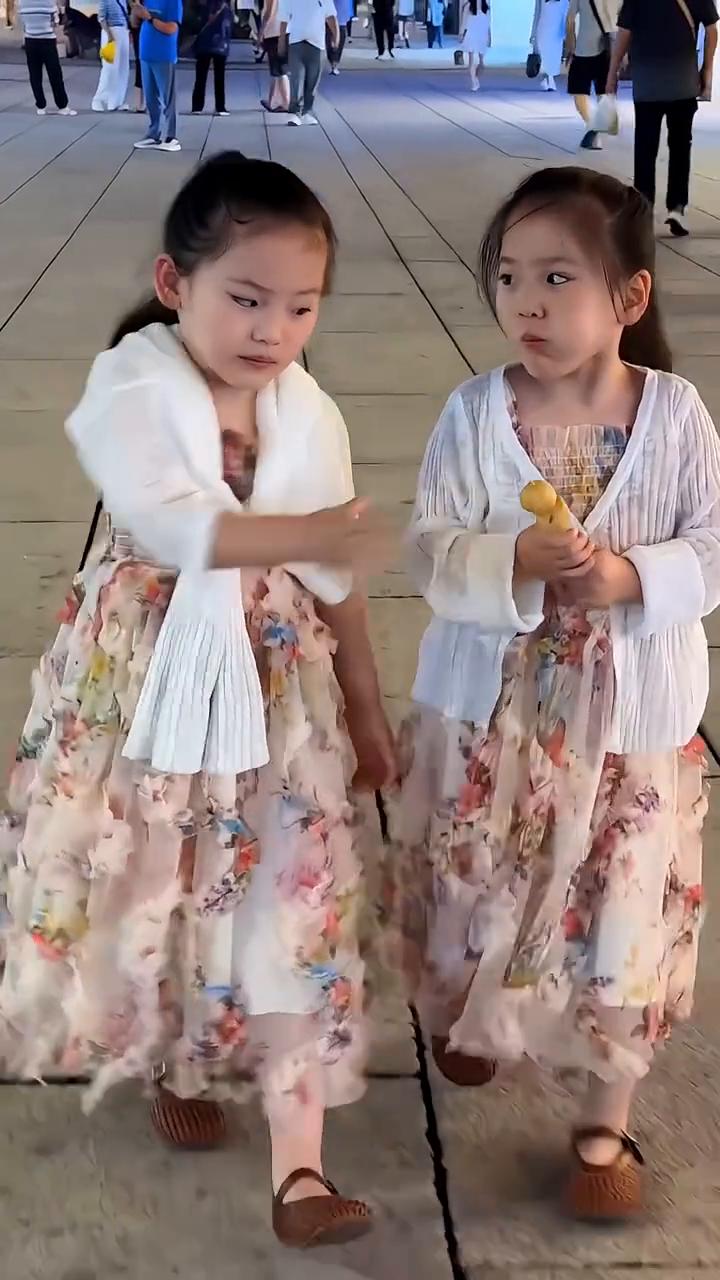 有人。