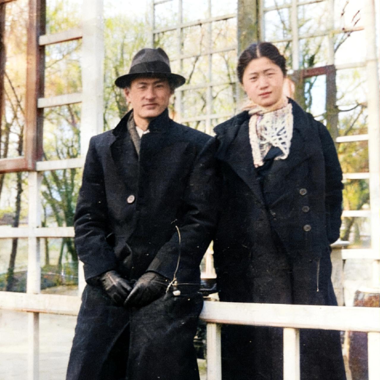 1936年，南开校长张伯苓的公子张锡祜，留下了这么一张超罕见的老照片，镜头里的他