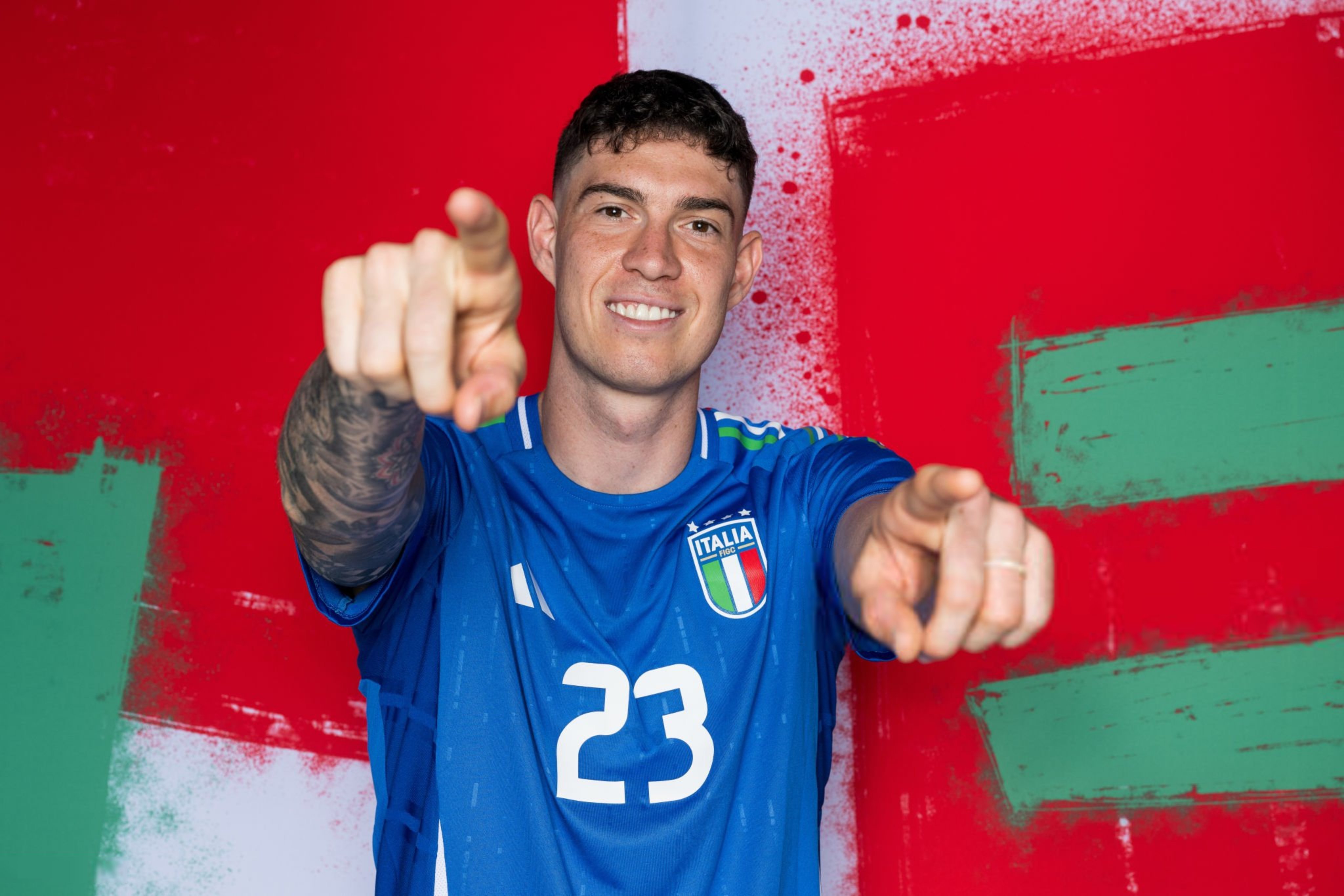 每体：俱乐部内部对巴斯托尼的看法已达成广泛共识。德科和其他人都很欣赏他从后场组