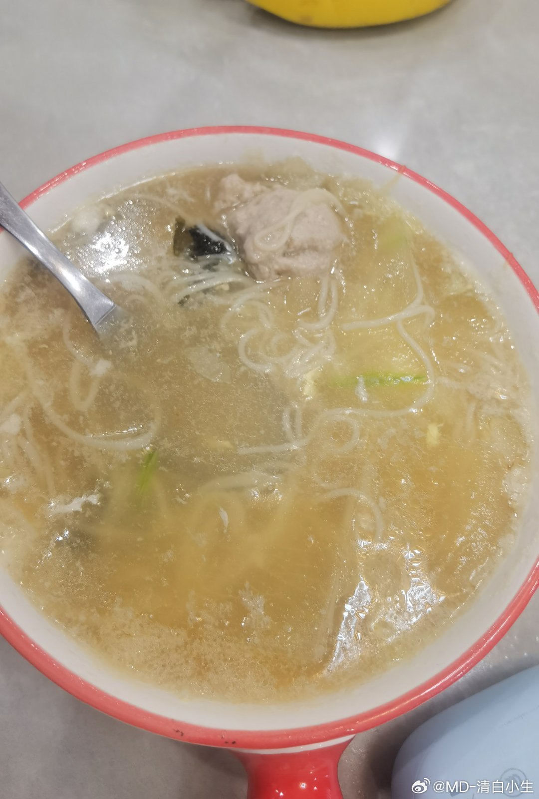 面条放的有点少了，喝汤喝饱了