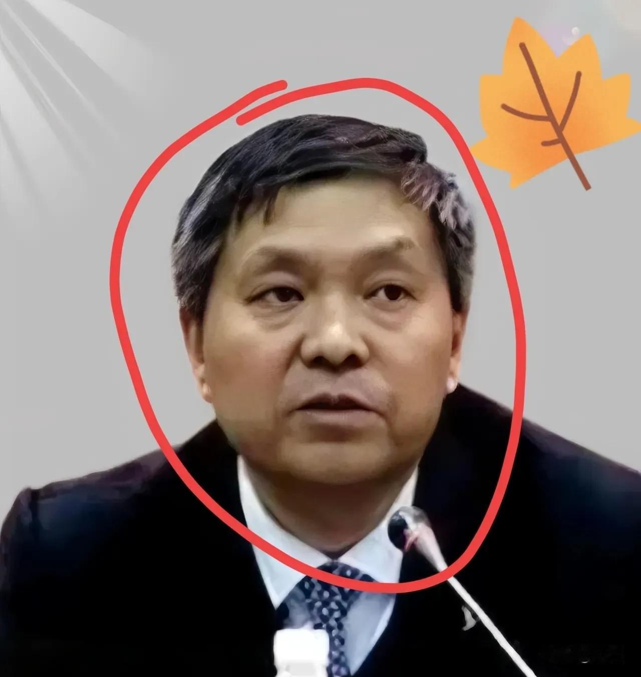 真把大家当傻子糊弄呢？这事必须要查清楚到底！！！！发个公告说“个别员工个人行