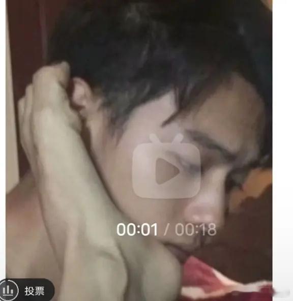许凯被曝劈腿后节目未受影响许凯这张图是真的吗，谁来给我解释一下​​​