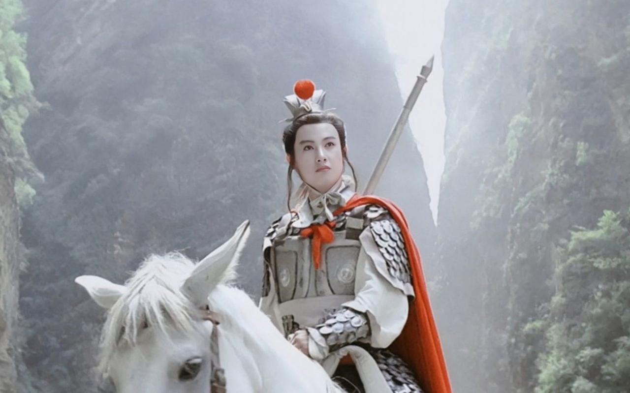 罗成和秦琼互相切磋武艺时，罗成留了一手，没有将绝技“回马枪”传授，不想这个举