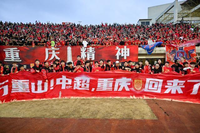 铜梁龙这剧本确实热血🏆：老男孩黄希扬哭成狗、张外龙玄学续命、四年连跳四级…但中