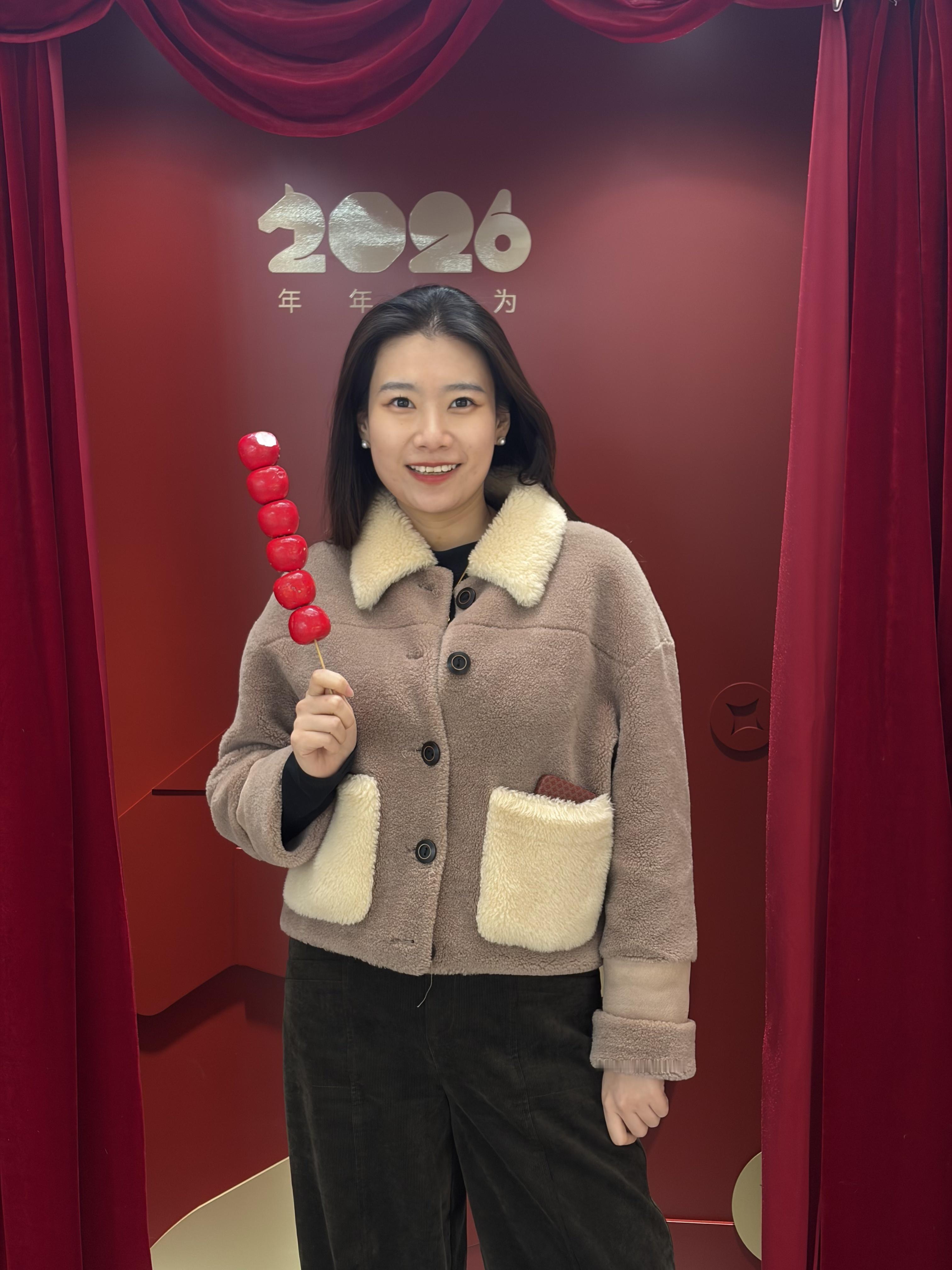 接上条，图一iPhoneAir二倍，图二华为MateX7二倍，感受一下二代