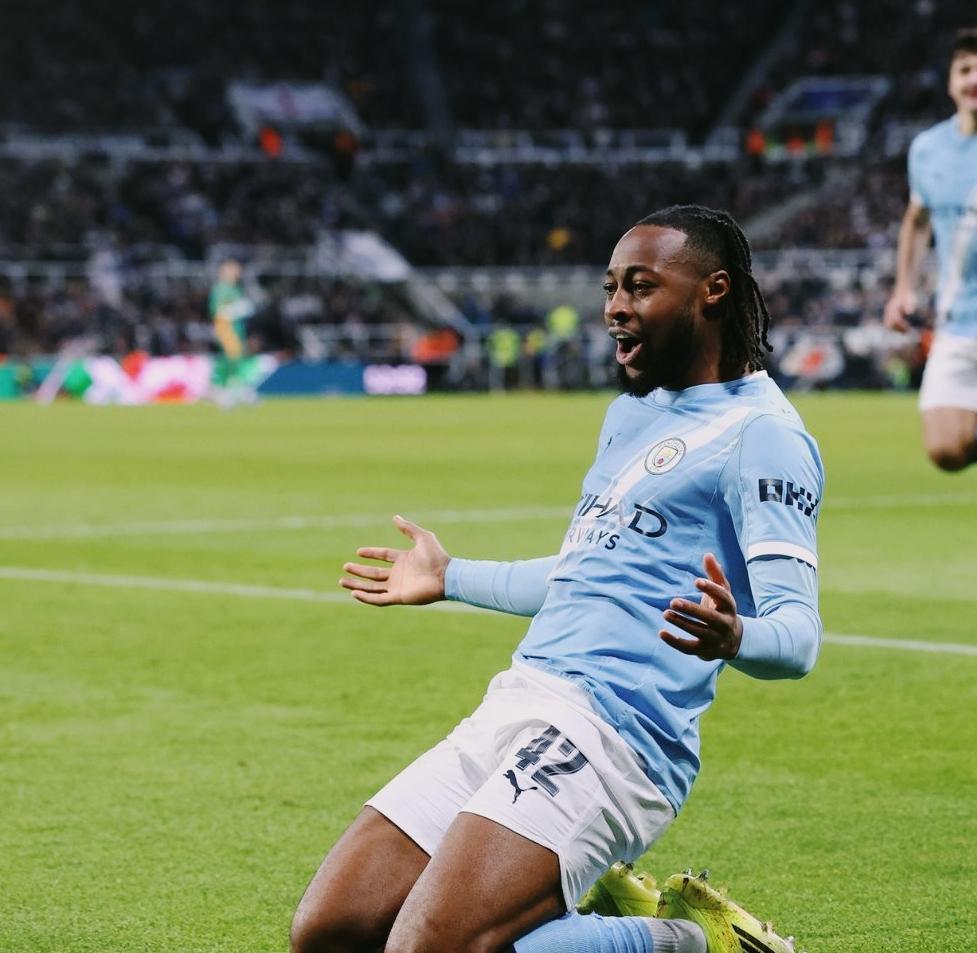 塞梅尼奥这7200万欧真就没什么好说的，当曼联还在转会市场磨磨蹭蹭，利物浦为萨拉