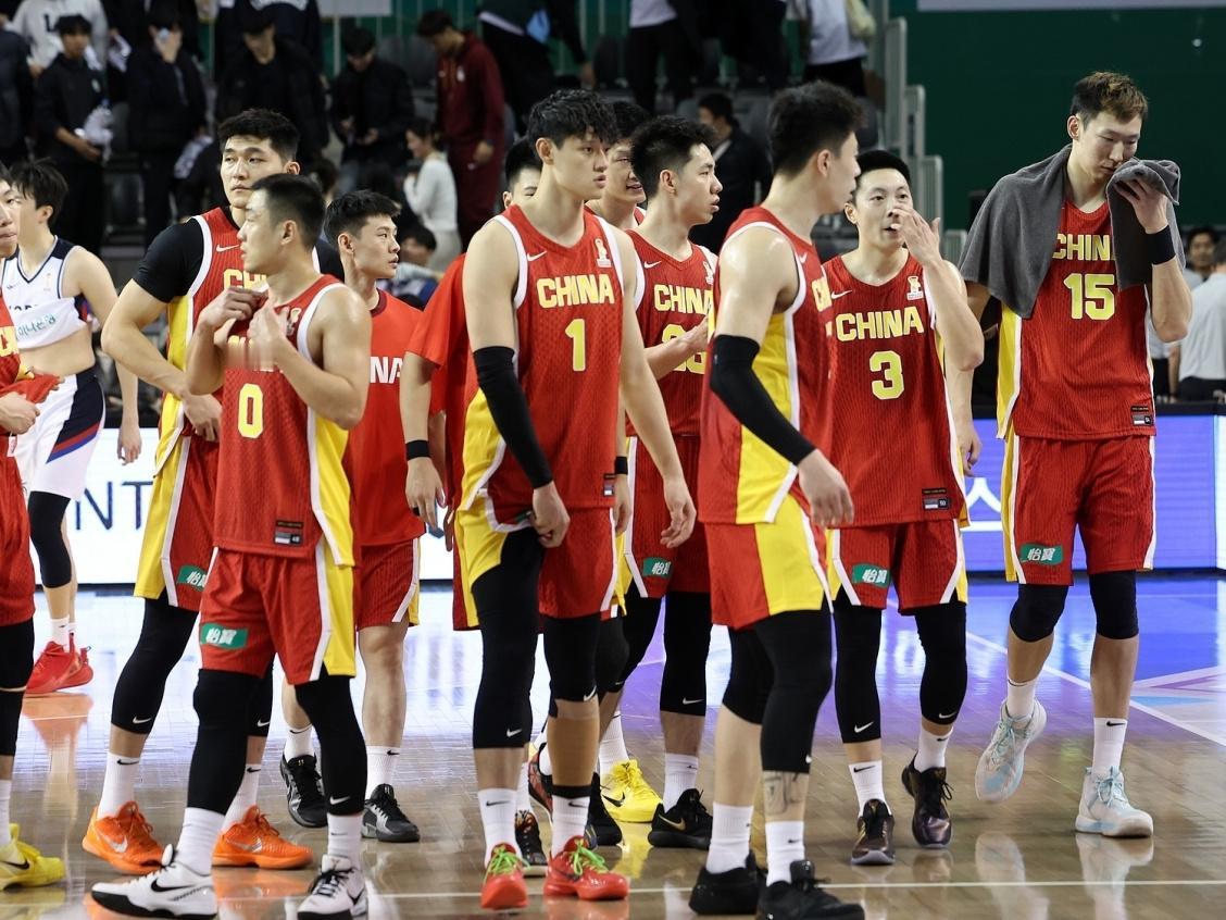 CBA最新消息：据知名篮球自媒体人@球圈赵探长在社媒上谈到了余嘉豪。“大余应该对