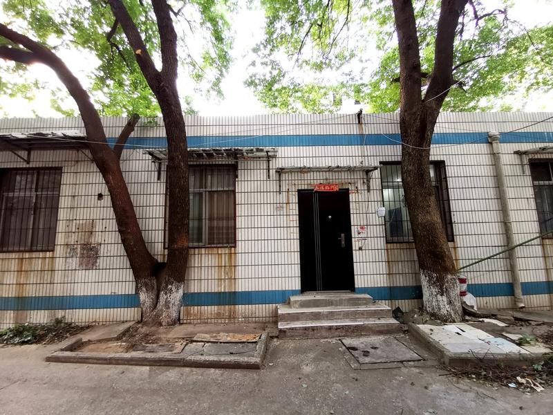 山东德州苑女士的遭遇太让人唏嘘了。丈夫花42元买彩票中了1017万，税后814万