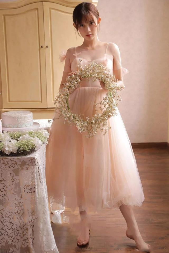 孟子义“芭蕾”风格婚纱柔美大片​​​