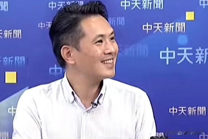 好久不见！陈以信今天出面发声，点透竹北蓝白合症结国民党文传会主委陈以信终于出