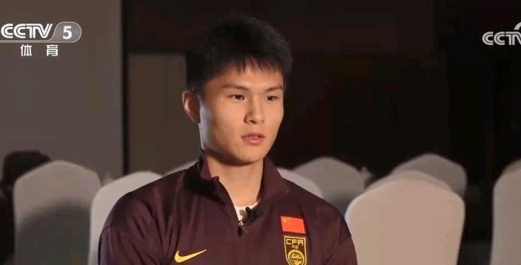 陈泽仕要租借到青岛西海岸？原因是郑智非常看好他？近日有球迷圈子爆料，山东泰山队