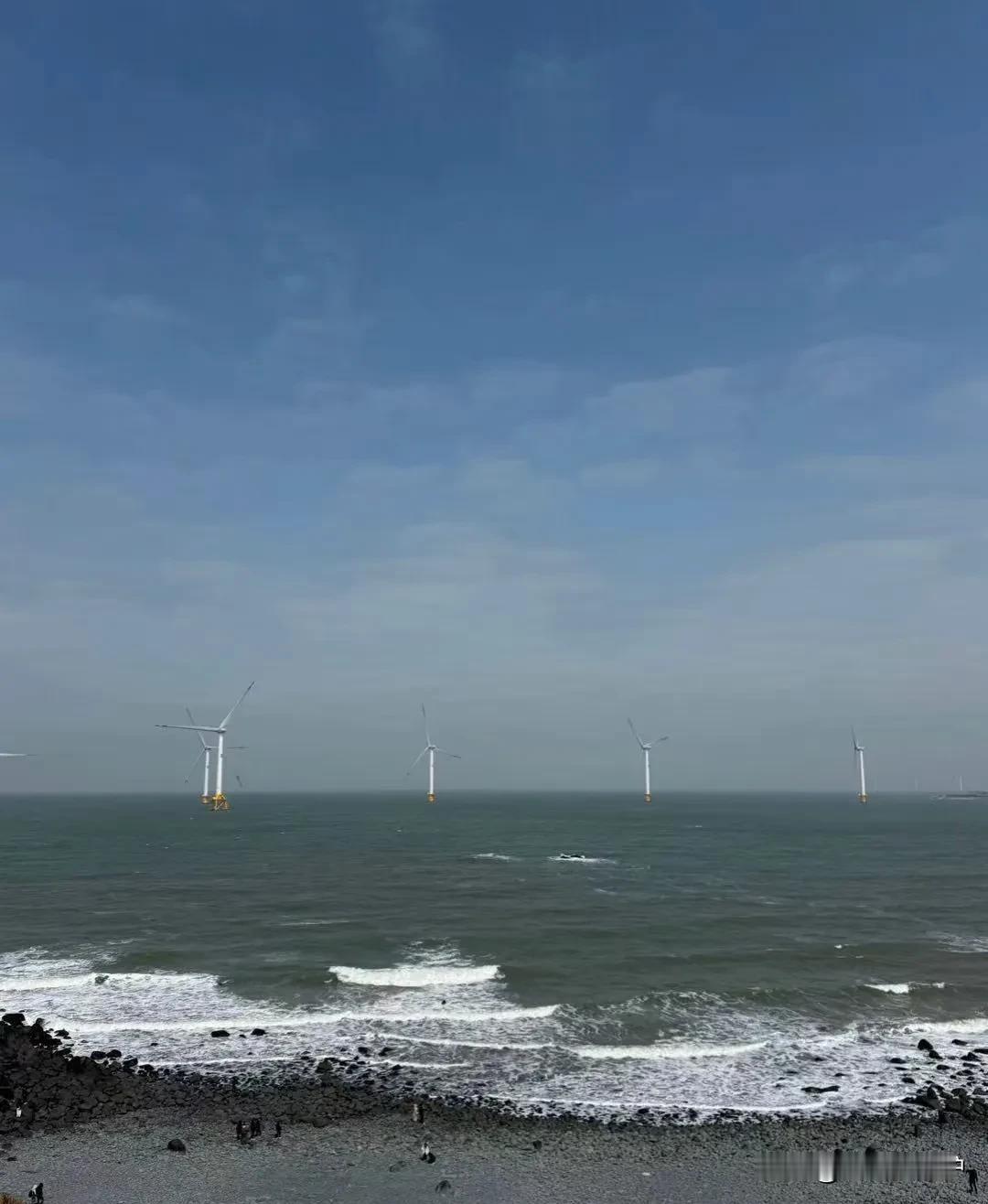 淡季平潭一言难尽！说实话，现在平潭的天气真的挺宜人，没有夏天的酷热难耐。眼下算