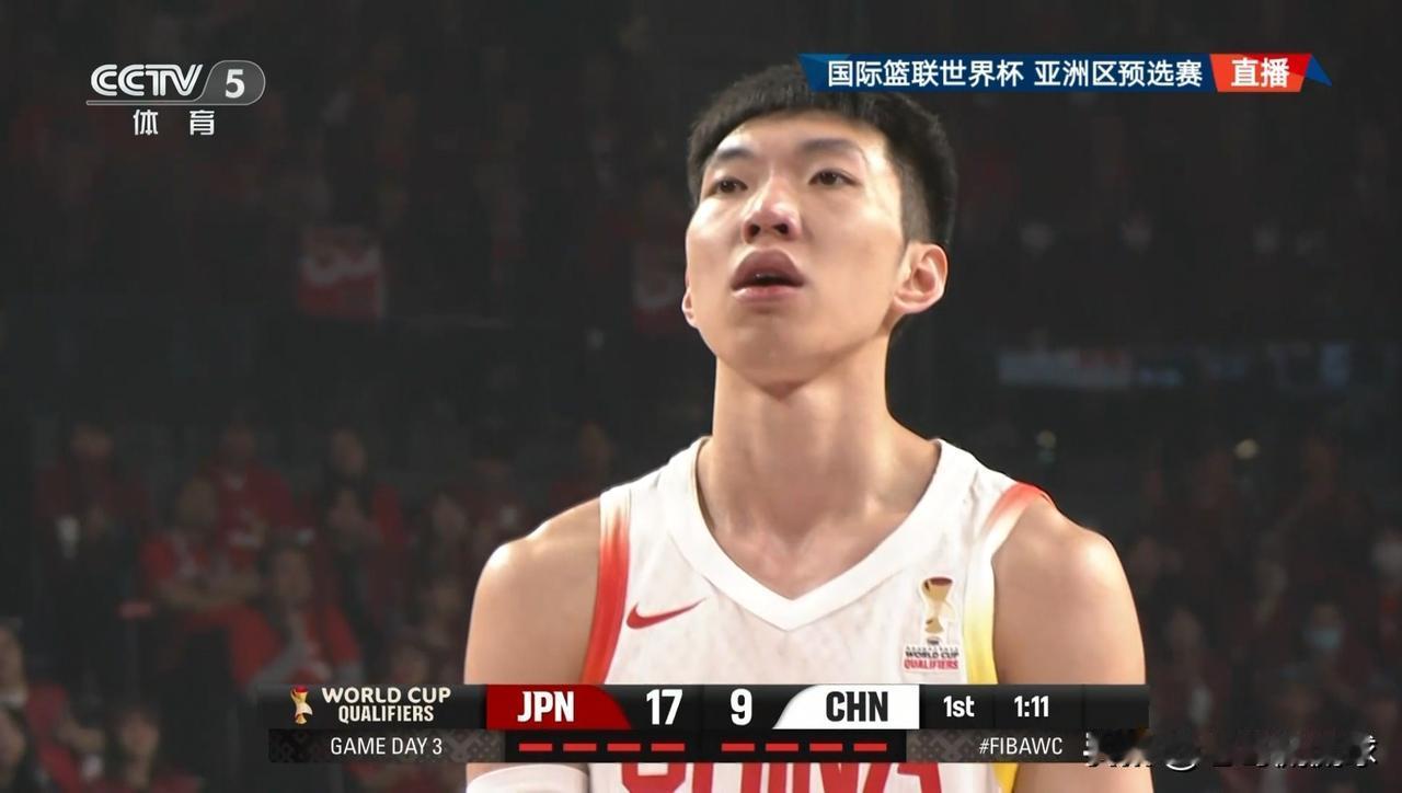 我必须要怒赞中国男篮后卫廖三宁！在今天进行的中国男篮和日本男篮的比赛中，目前两队