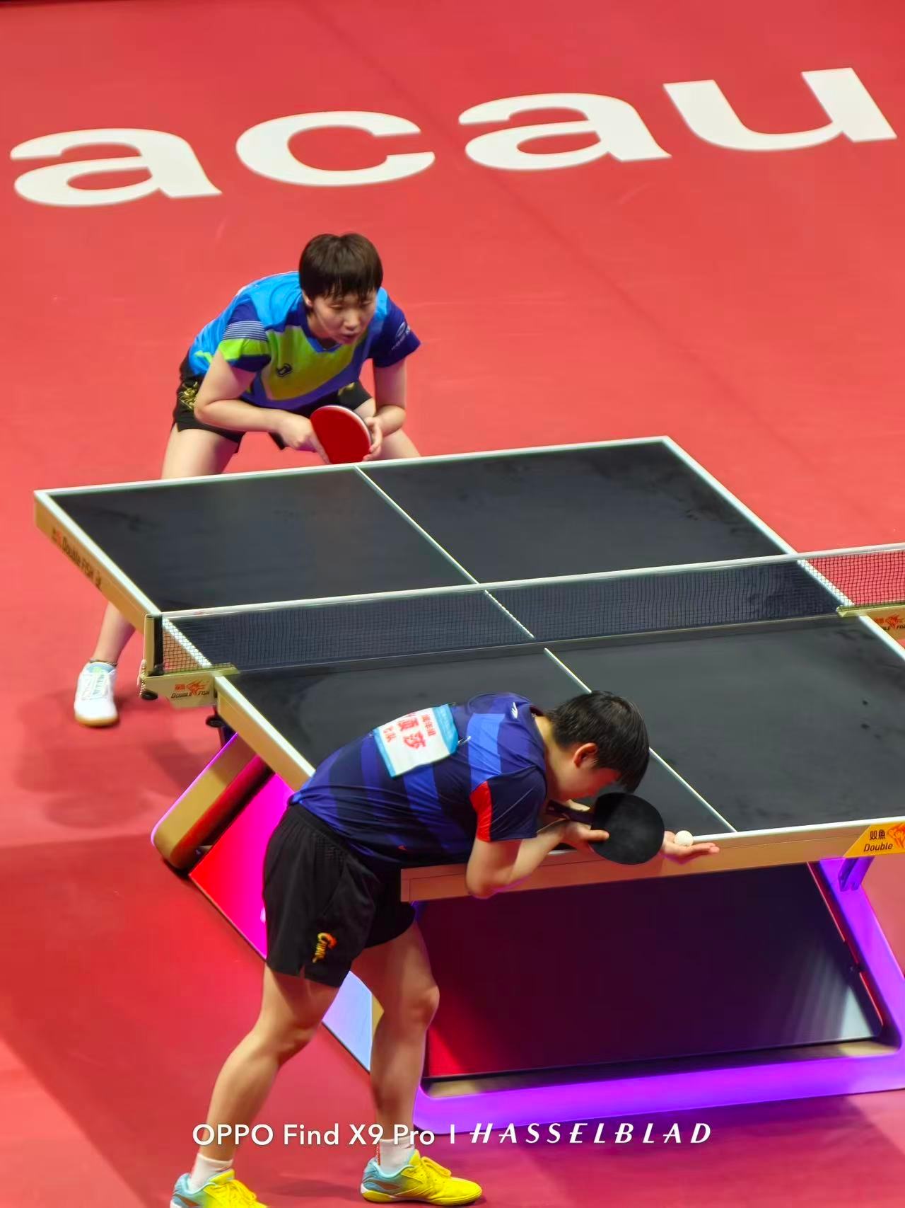 用系列的增距镜，记录下孙颖莎坚毅的眼神，正是这样的眼神，克服了一次又一次的难关