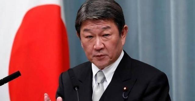 日本外相闯下大祸！中方深夜紧急叫醒公使2026年7月12日，日本外相茂木敏充