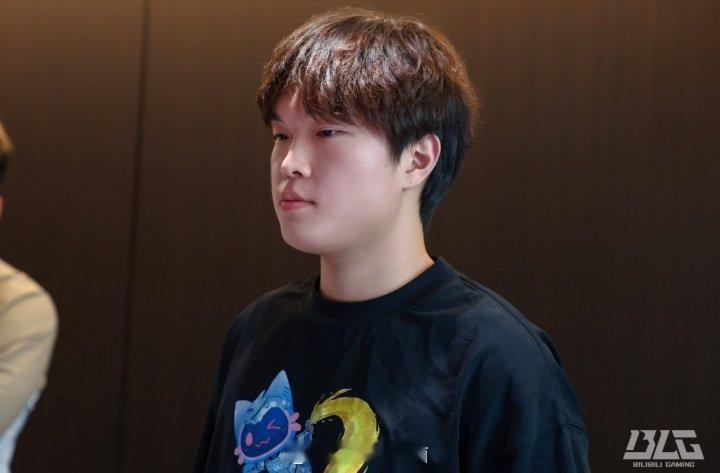 BLG大场两连胜信誉分再+1！BLG豪取两连胜！此前Bin曾表示想全胜晋级MSI