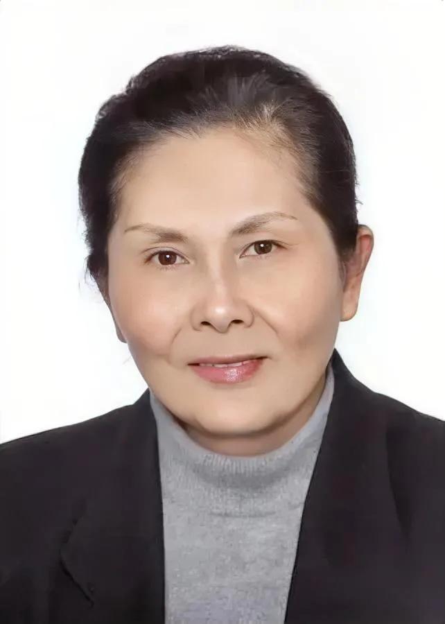 中国教授落选院士？没想到她成了美国院士！李爱珍，这位中国半导体"铁娘子"