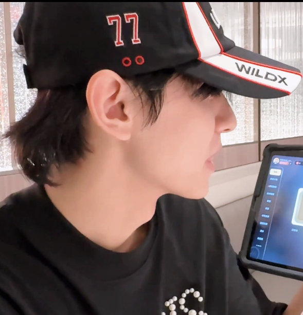 刘轩丞吃饭说心里话vlog刘轩丞vlog时长刘轩丞吃饭说心里话vlog，咱就