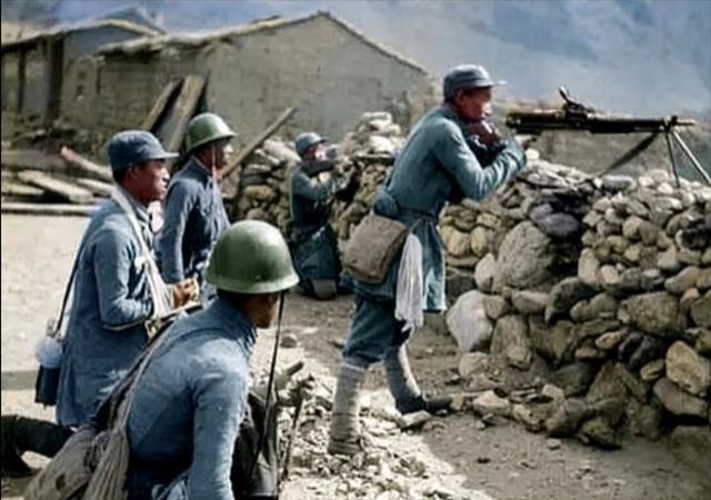 抗战时我军士兵枪法极准，开枪之前必须瞄准，就连日军都这么认为。像漫画物语作者斋藤