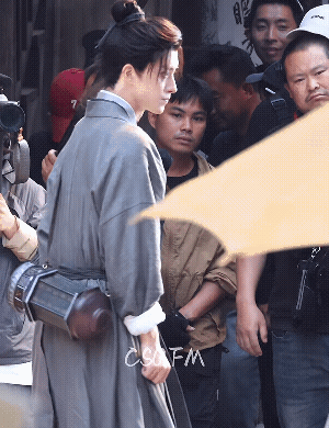 谁家意气风发，立志要去江湖闯荡的小郎君?​​​