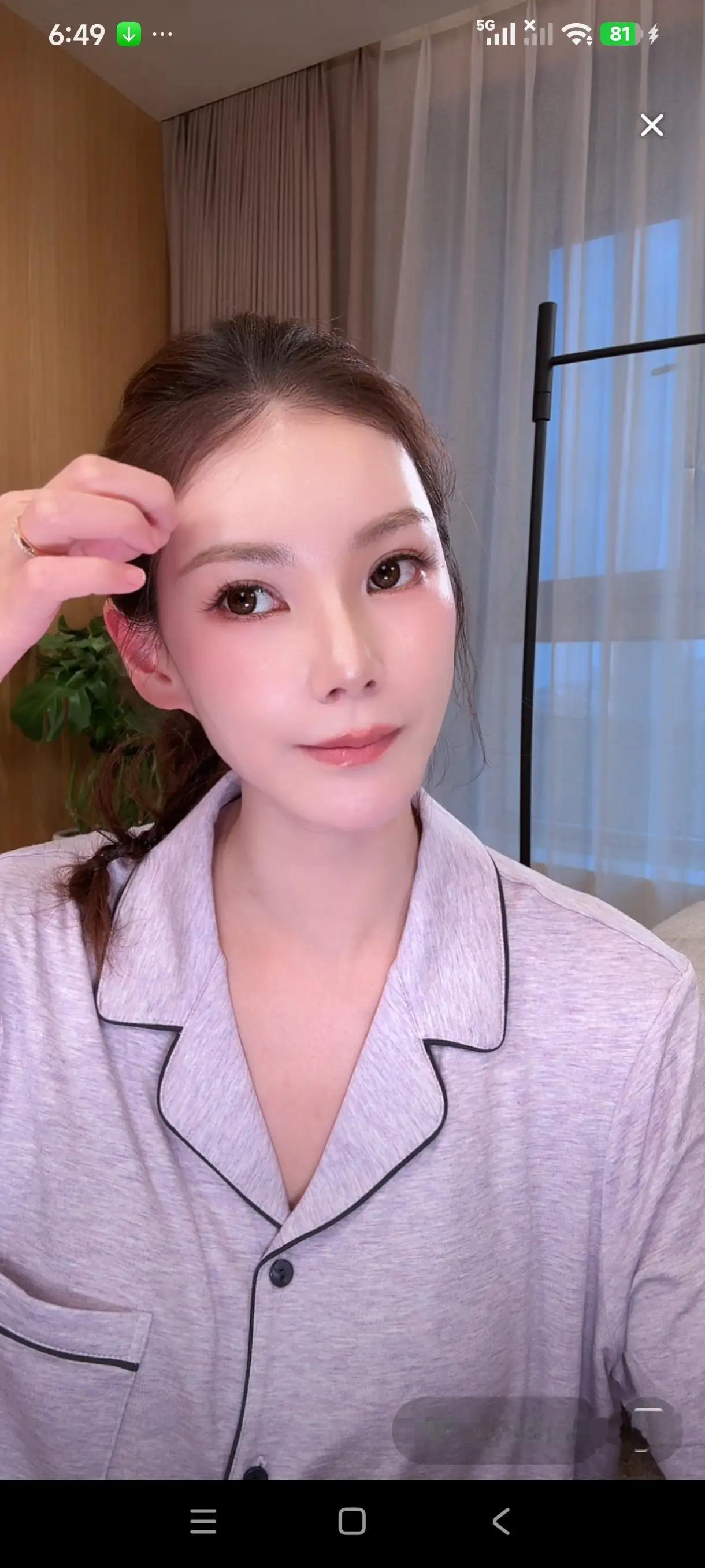 马筱梅在直播间说，汪小菲每天早上都起的特别早。汪宝儿也起的特别早，汪宝儿每天