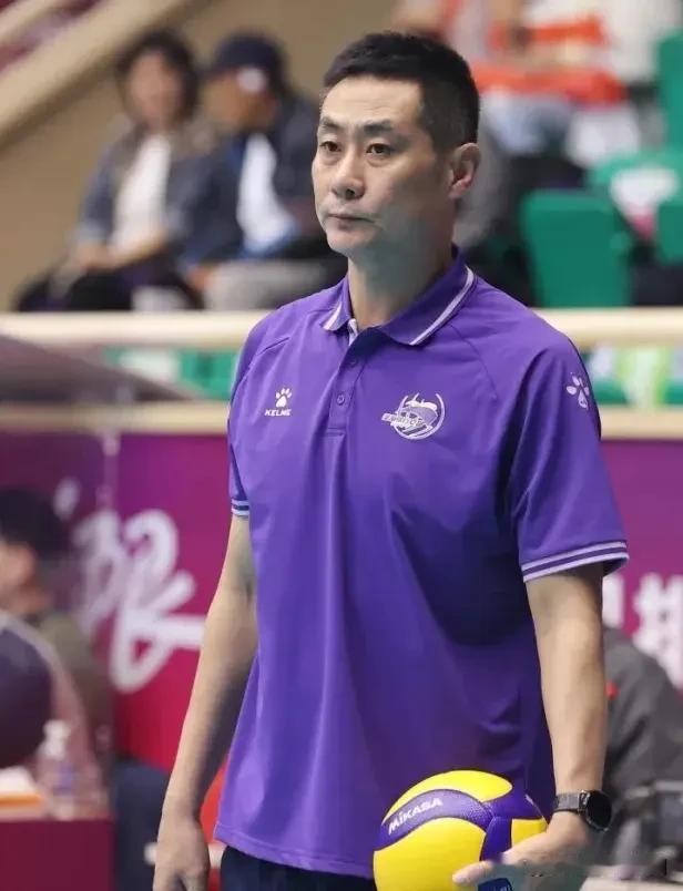 随笔。全锦赛。天津女排无缘四强。这个不是重点，输赢现在看得也淡