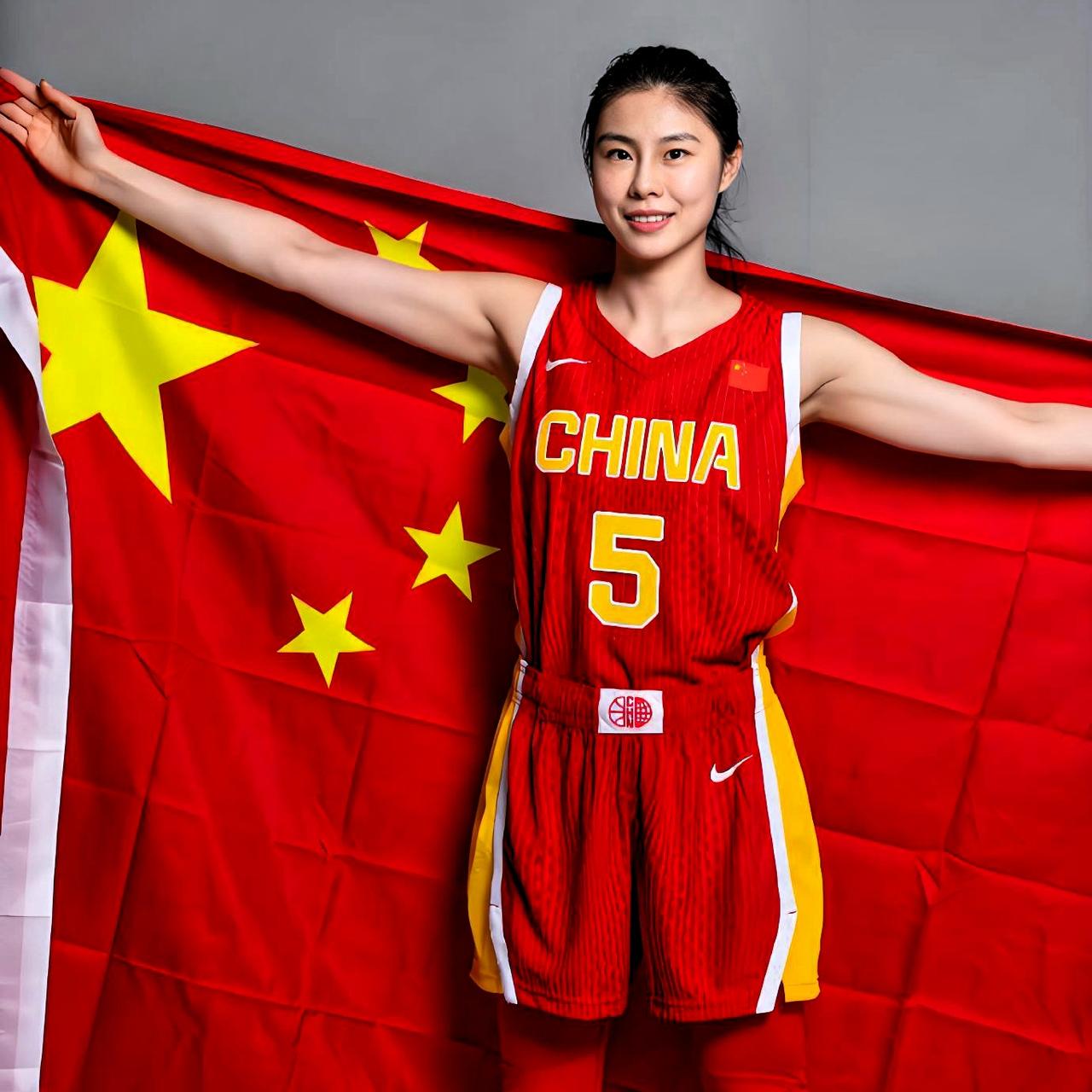 中国女篮12人·角色速查（2026武汉世预赛）后卫王思雨-角