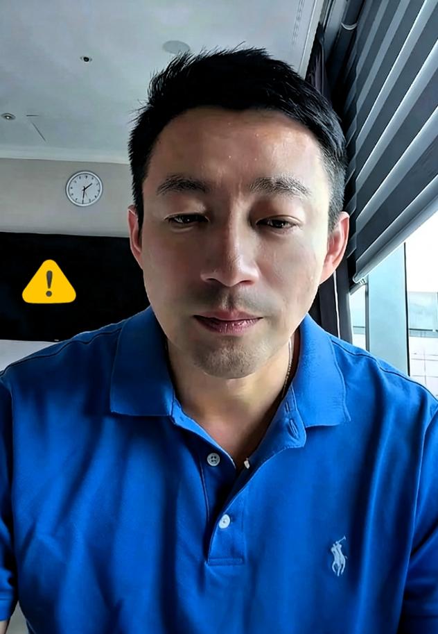 真被骂醒了！小汪总直播被粉丝刷屏，全网都在心疼兰姐！直播全是劝他的：你妈一