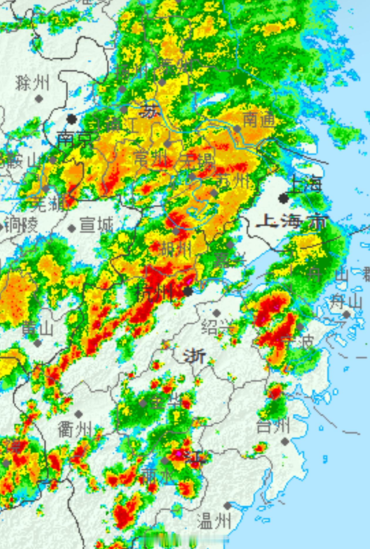 台风白海豚余威又要对浙江发力了受台风白海豚残余低涡东侧的暖切变影响，今天早晨以
