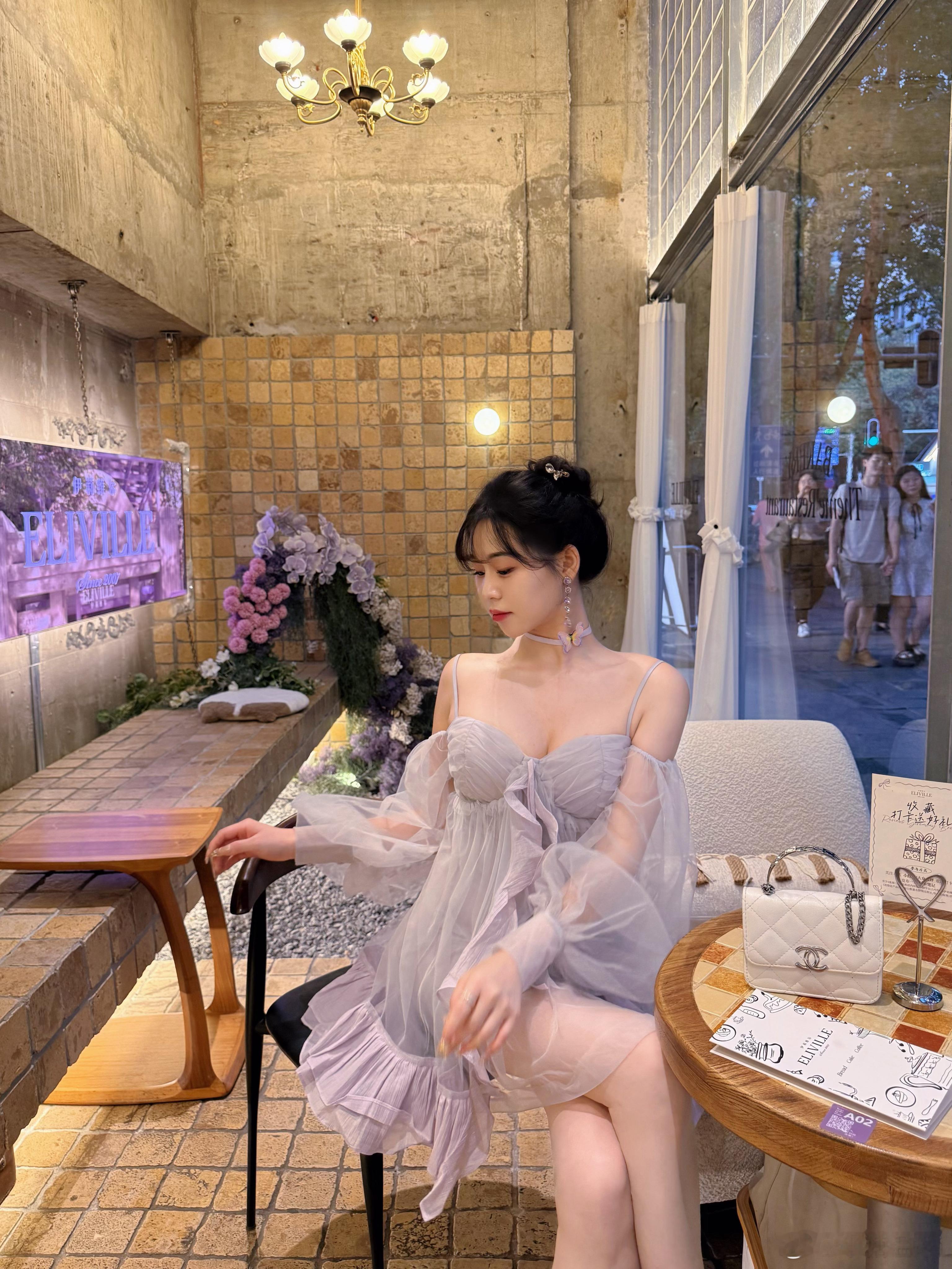 绝绝紫💜​​​