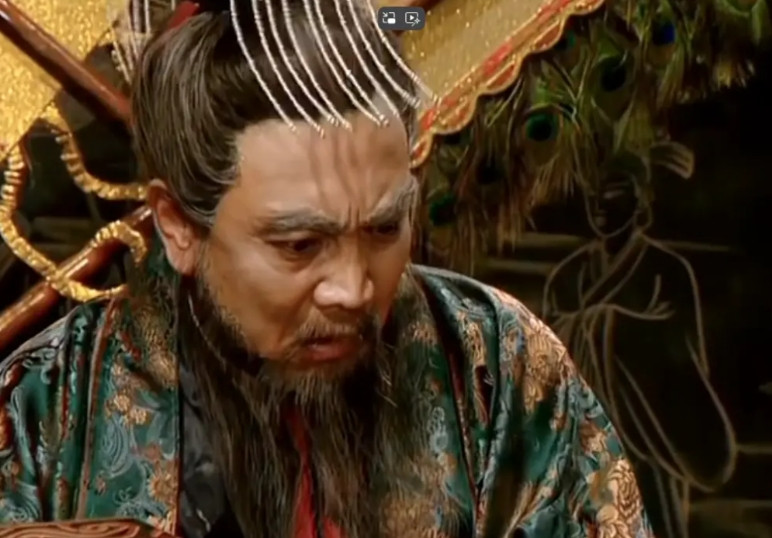 直到现在我才明白，为什么曹操收到关羽的首级会被吓得大惊失色因为曹操压根儿没想到