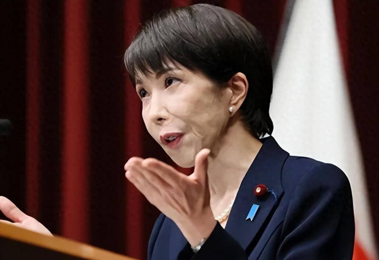高市早苗大概做梦都想不到，自己费尽心机抢来的首相宝座，还没捂热乎，就被一个“手下