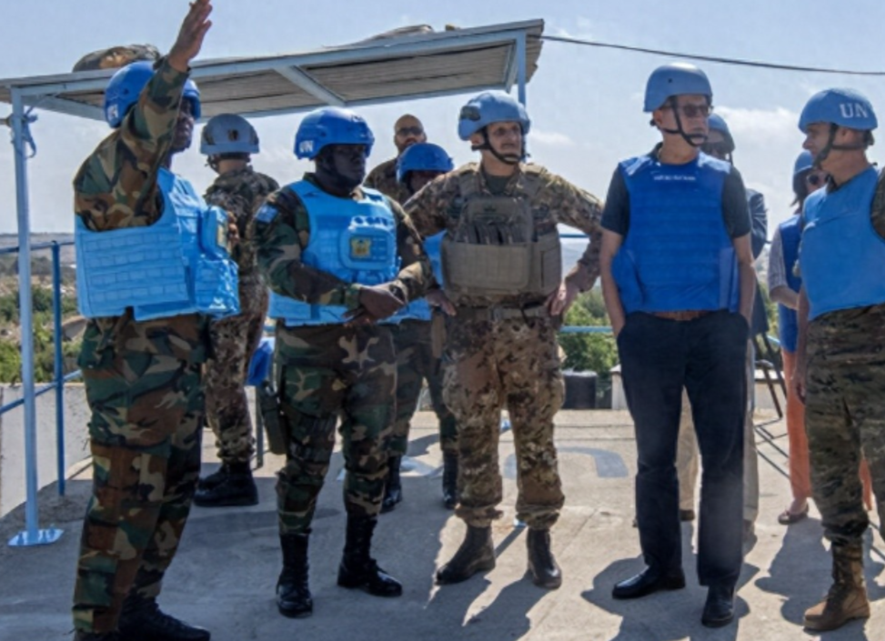 开打！联合国终于不再忍耐，维和部队对以色列开火，法军开第一枪据报道，最近在