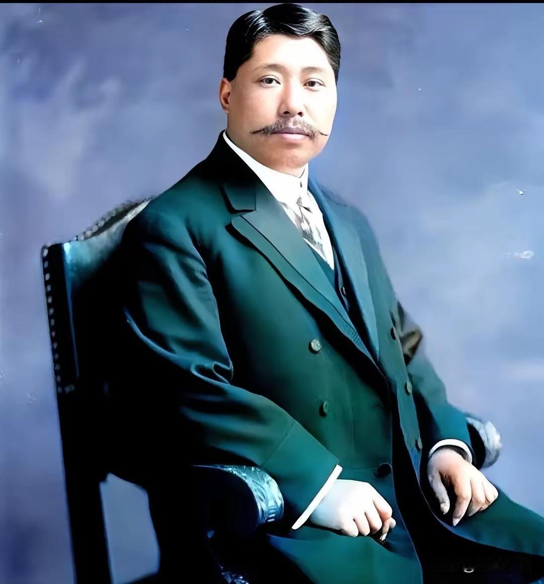 当年的黄兴，是真狠啊！黄兴是真让人佩服，家里有钱却全抛了，一门心思搞革命，这