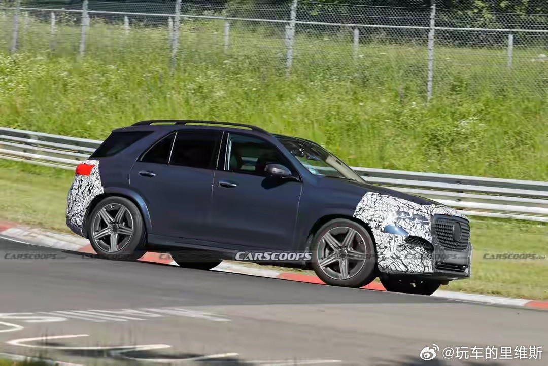 等了好久的奔驰GLE/GLS改款终于要来了！从谍照看，外观变化挺克制但很精致：前