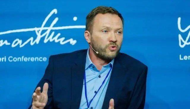 爱沙尼亚外交部长察赫纳昨天在网上发文称：苏联发动了第二次世界大战，但却没有受到惩