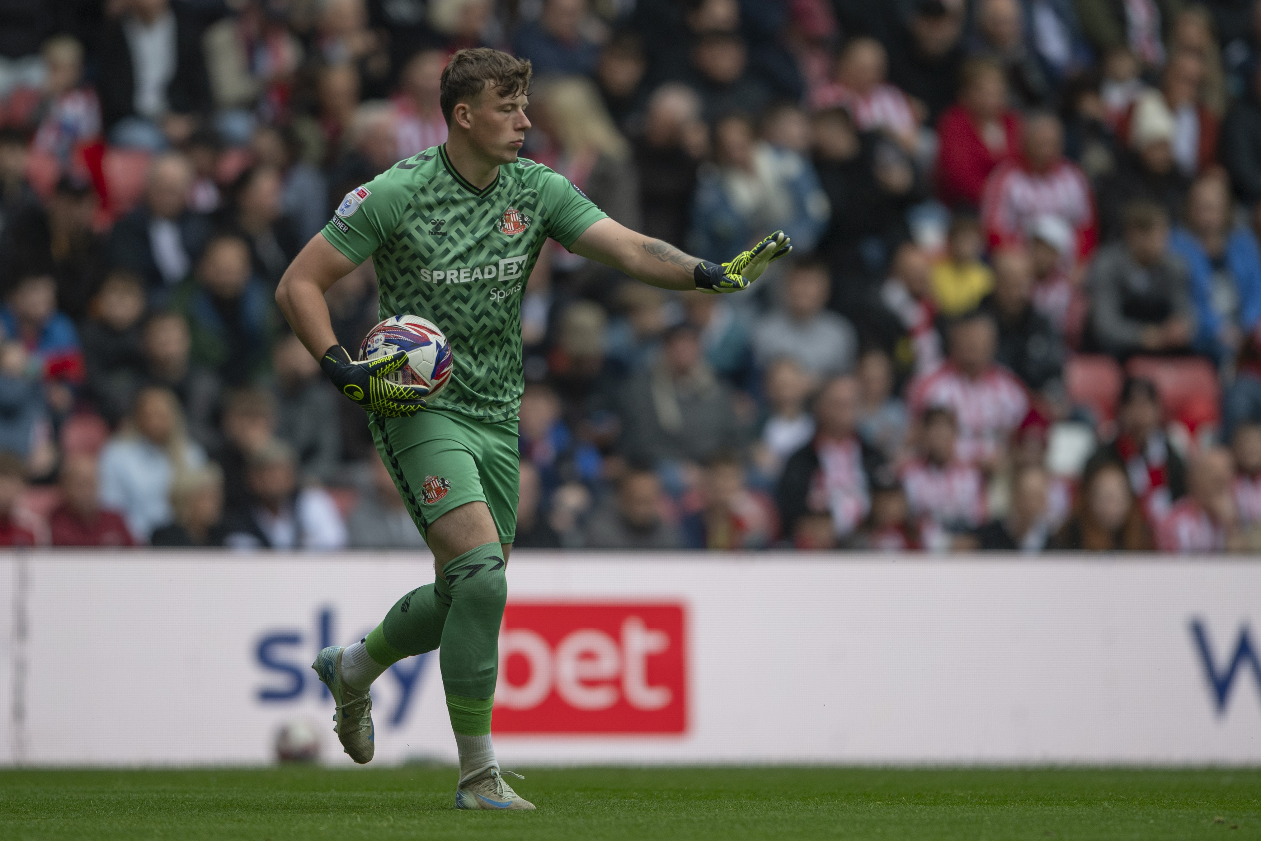 官方: 桑德兰门将帕特森租借加盟英冠俱乐部米尔沃尔