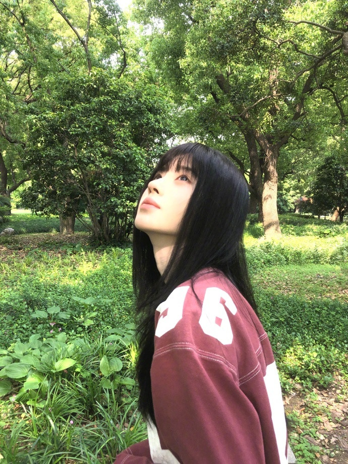 鞠婧祎的吸氧time～