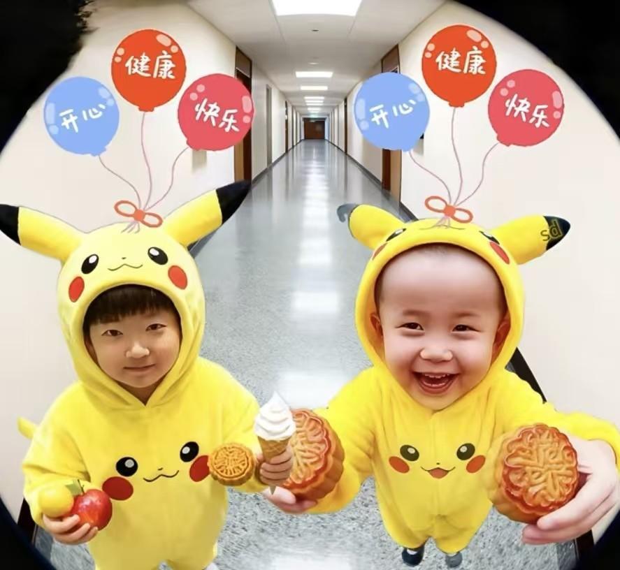咱就是说，这俩宝真的是可爱死了之前有种冲动，想用麻袋装走莎宝现在又多了一个，