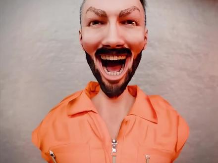 惊险一幕！囚犯逃脱失败竟被反锁？💩