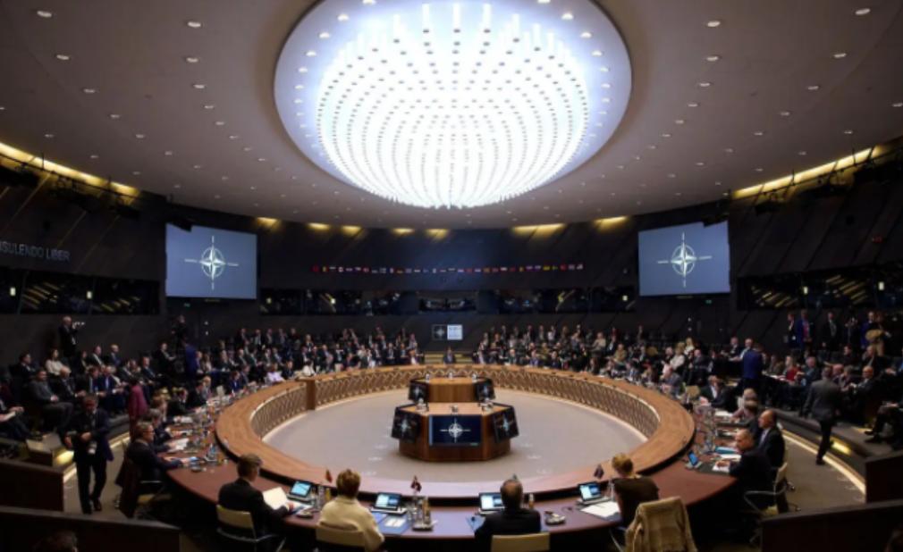 就在刚刚北约将军发出警告：“美国如果再不阻止中国，再过10-15年，那就为时