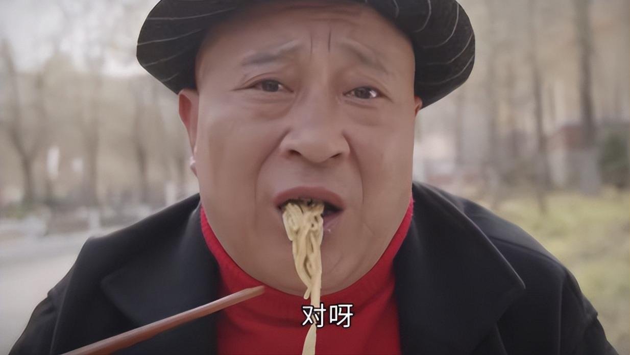 《乡村爱情18》沦为闹剧！观众吐槽剧情炸裂，赵本山难救