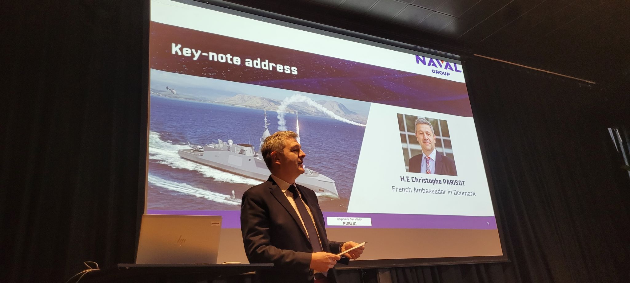 抵达丹麦首都哥本哈根的法国海军“干预防御护卫舰”（FDI）首舰“罗纳克海军上将”