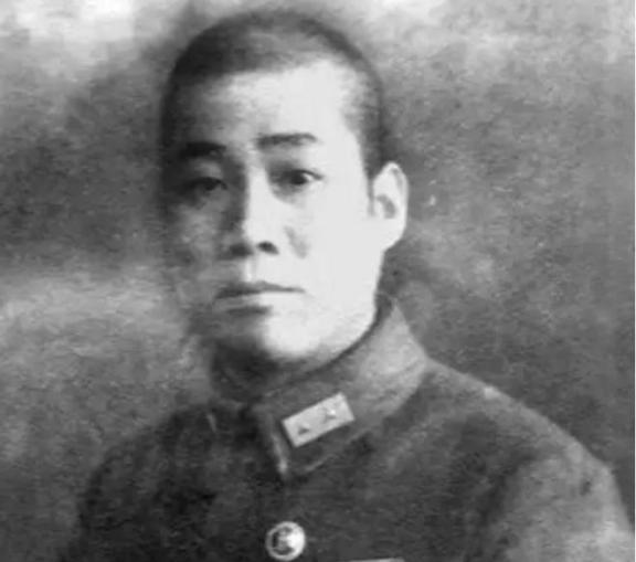 1945年，毛主席突然收到一封极其嚣张的投诚信：“我王劲哉要去延安，只剩个光杆司