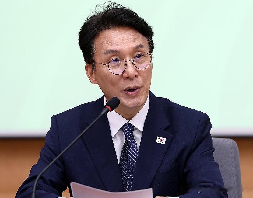 韩国政坛或将迎来新一轮人事洗牌！6月1日多方消息透露，现任国务总理金民锡极有可能