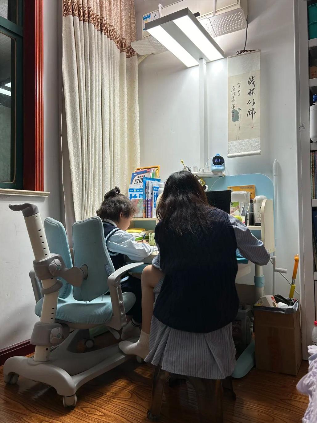 不知道你察觉到没有，现在好多家庭里头，最关心孩子学习的往往不是孩子自己，而是家长